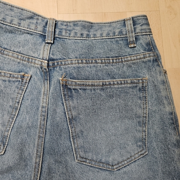 Wave Denim Seoul Crisscross Boyfriend Jeans Light Blue Size Small (28 Waist) - Picture 6 of 7